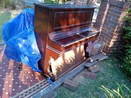 image moving an unwanted piano disposal